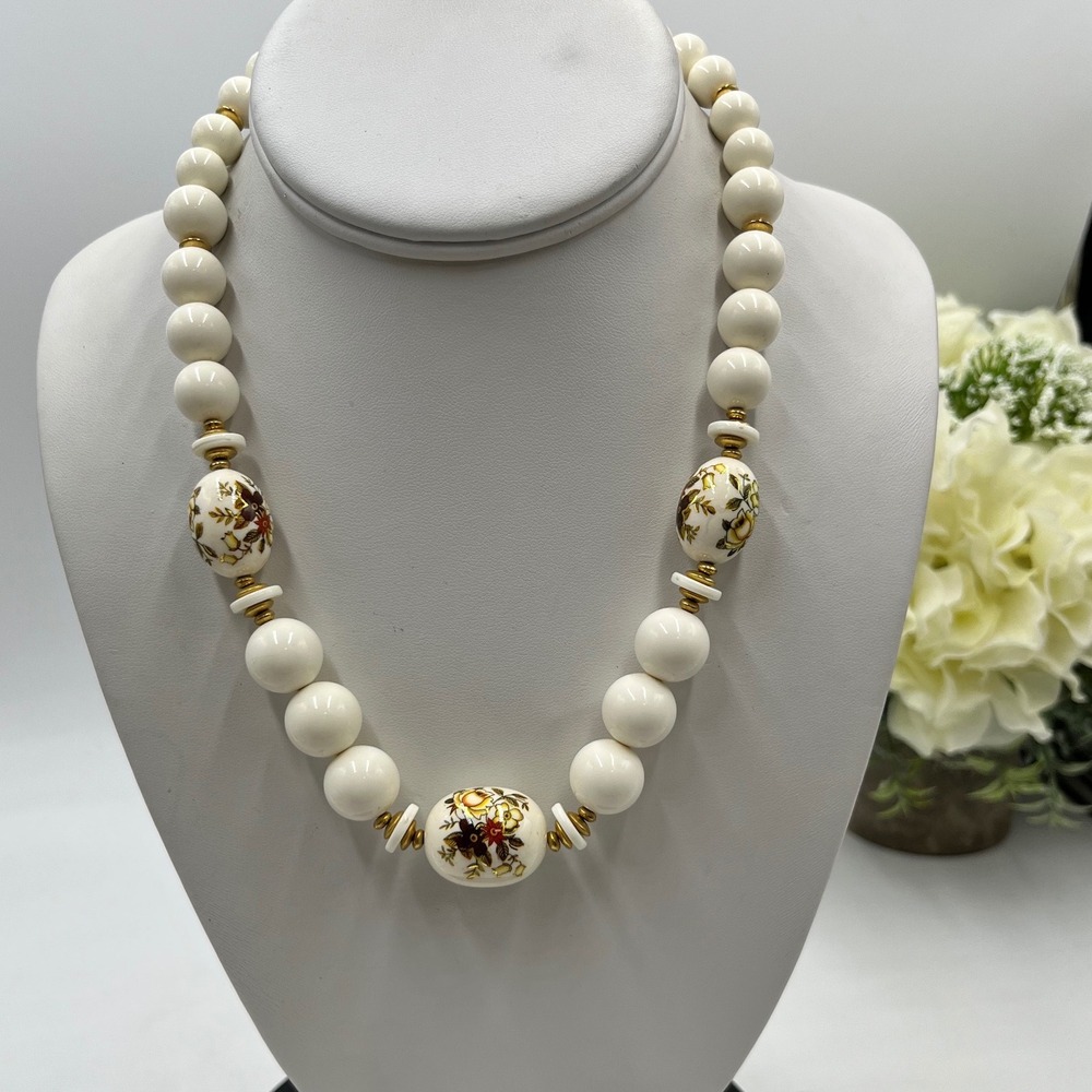 Vintage Cream White Rose Floral Painted‎ Beads GoldTone Spacers Necklace 29"